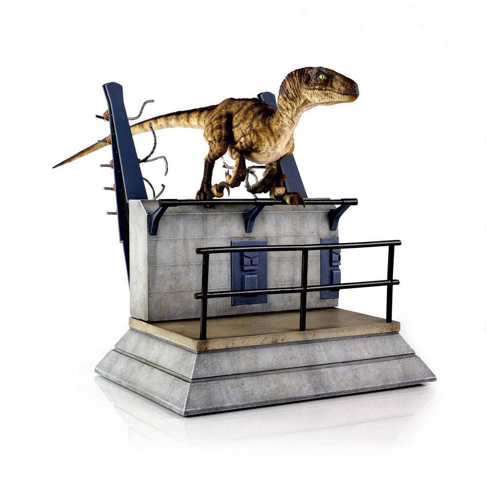 Estatua Breakout Raptor Jurassic Park 30 cm