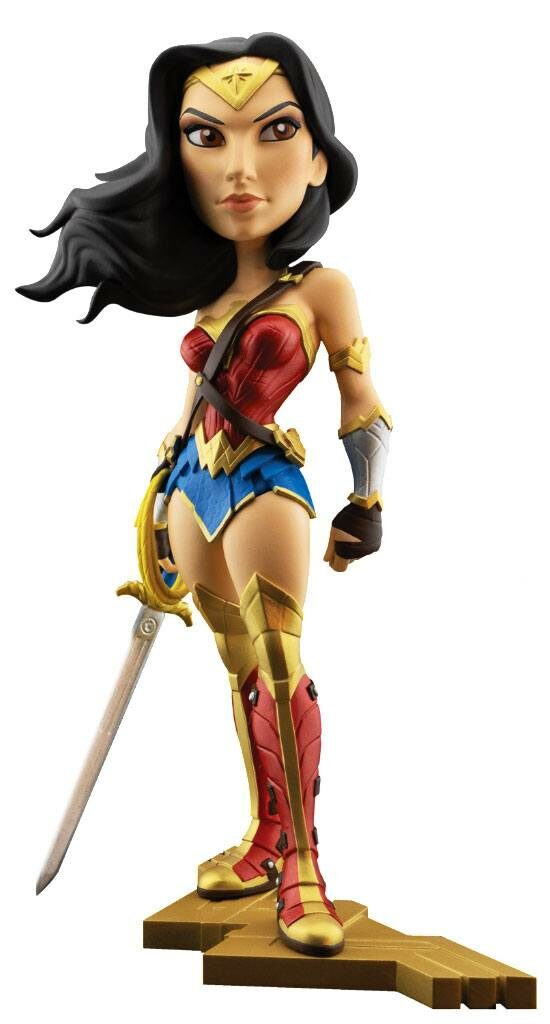 DC Comics Figura Gal Gadot as Wonder Woman 20 cm