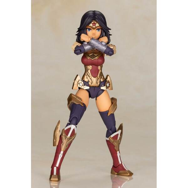Maqueta Girl Wonder Woman Fumikane Shimada DC Comics Plastic Model Kit Cross Frame Ver. 16 cm - Collector4u.com