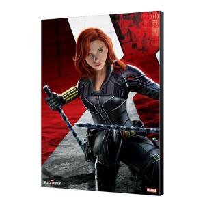 Póster de madera BW Kneeling Black Widow Movie 34 x 50 cm - Collector4U.com