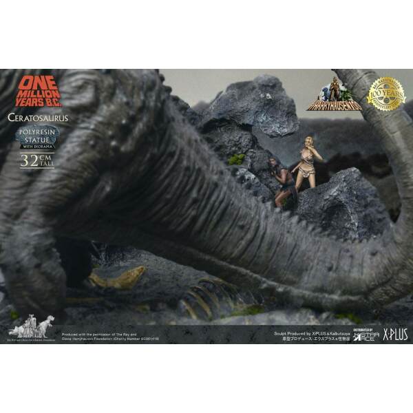 Estatua Ceratosaurus Hace un millón de años 32 cm Star Ace Toys - Collector4u.com