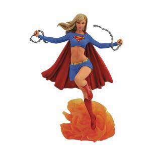 Estatua Supergirl DC Comic Gallery 25 cm - Collector4u.com
