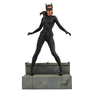 Estatua Catwoman El Caballero Oscuro: La Leyenda renace DC Movie Gallery 23 cm Diamond Select collector4u.com