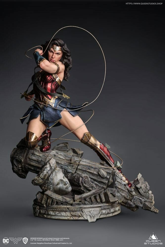 Estatua Wonder Woman Early Bird Version1/4 Queen Studios 47cm - Collector4u.com