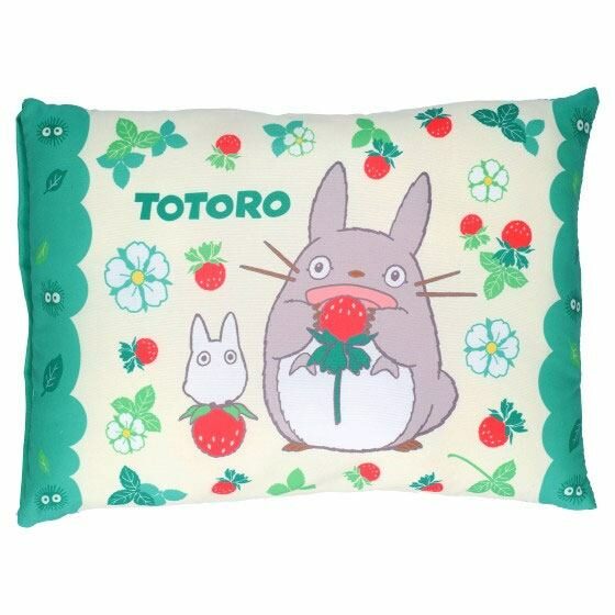 Cojín Totoro & Strawberries Mi vecino Totoro 28 x 39 cm