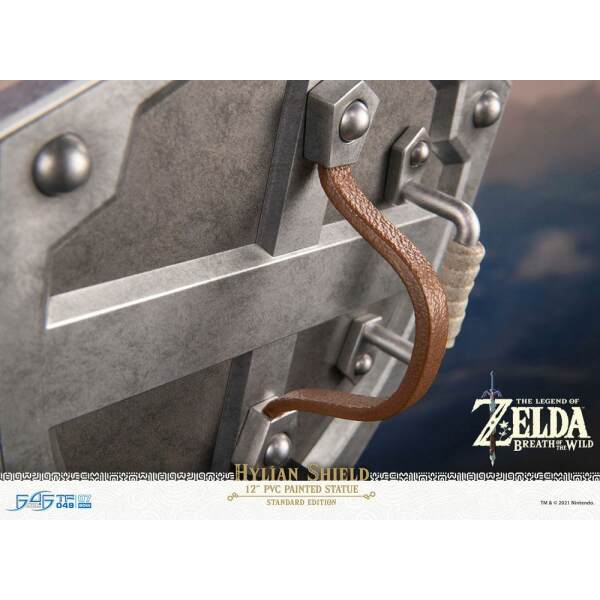 Estatua Hylian Shield The Legend of Zelda Breath of the Wild PVC Standard Edition 29 cm First 4 Figures - Collector4U.com