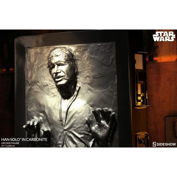 Estatua tamaño real Han Solo en Carbonita Star Wars 231 cm - Collector4U.com