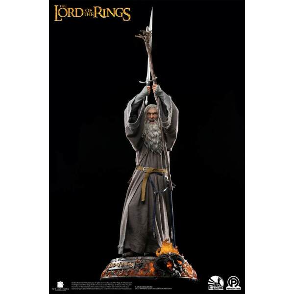 Estatua Master Forge Series Gandalf el gris Premium Edition El Señor de los Anillos 1/2 156 cm - Collector4U.com