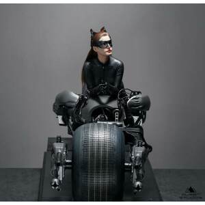 Estatua Catwoman The Dark Knight Rises 1 3 108 Cm Queen Studios