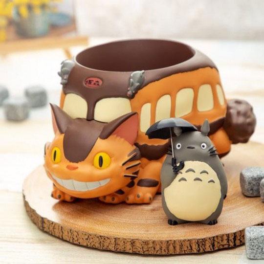 Diorama Bote De Almacenamiento Catbus Totoro Mi Vecino Totoro