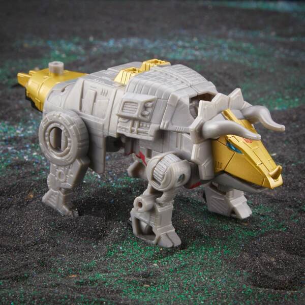 Figura Dinobot Slug Transformers Legacy Evolution Core Class 9 cm - Collector4u.com