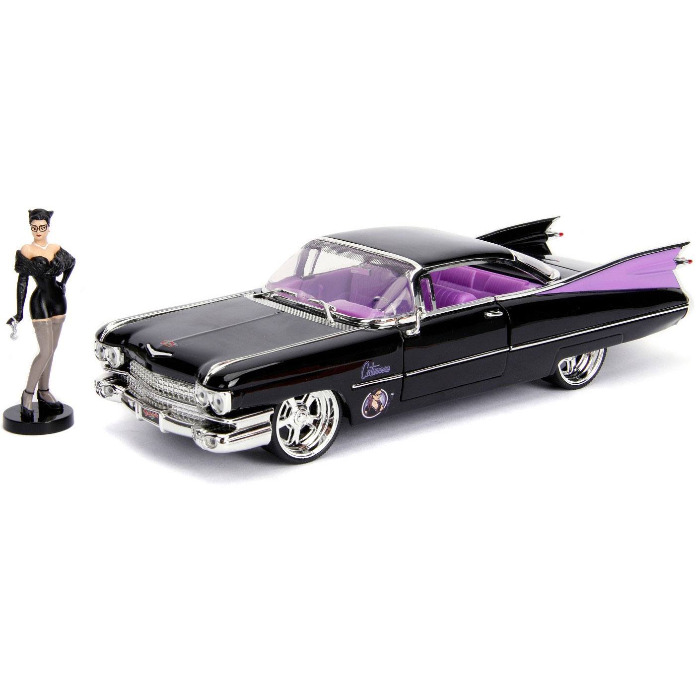 DC Bombshells Vehículo Hollywood Rides 1/24 1959 Cadillac con Figura Catwoman