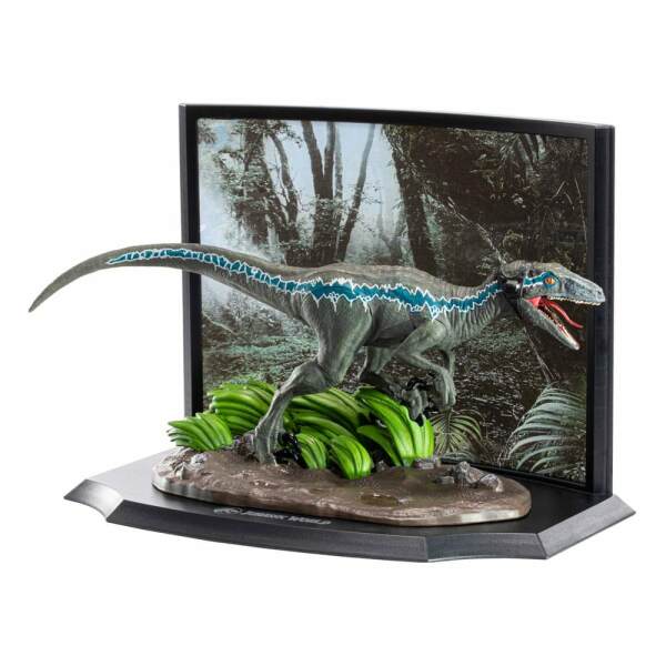 Jurassic Park Estatua Toyllectible Treasure Velociraptor Blue Raptor Recon 8 cm