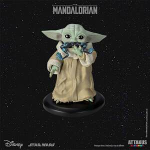 Star Wars: The Mandalorian Classic Collection Estatua 1/5 Grogu Eating Frog 10 cm - Collector4U